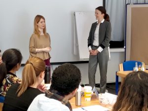 Überraschungsbesuch bei der IQuaMed-Projektleiterin Dr. med. Karin Gömann